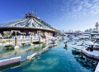 Futuristic Night! Discoveryland