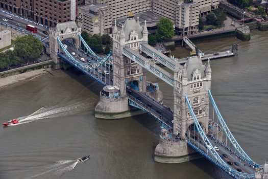 The London Helicopter, London - TLH_Tower Bridge_close ©Courtesy of The London Helicopter